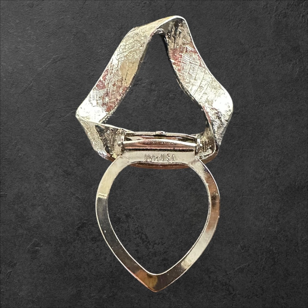 Lieba Scarf Clip Silver Textured Mobius Triangle Vintage USA Made - Picture 8 of 8